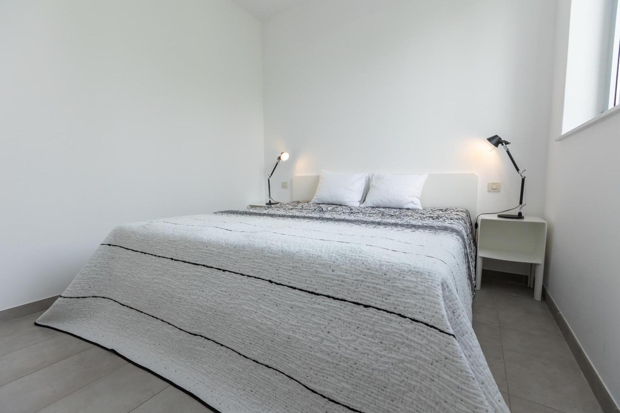 Residence 25 بيتريتْشاني المظهر الخارجي الصورة