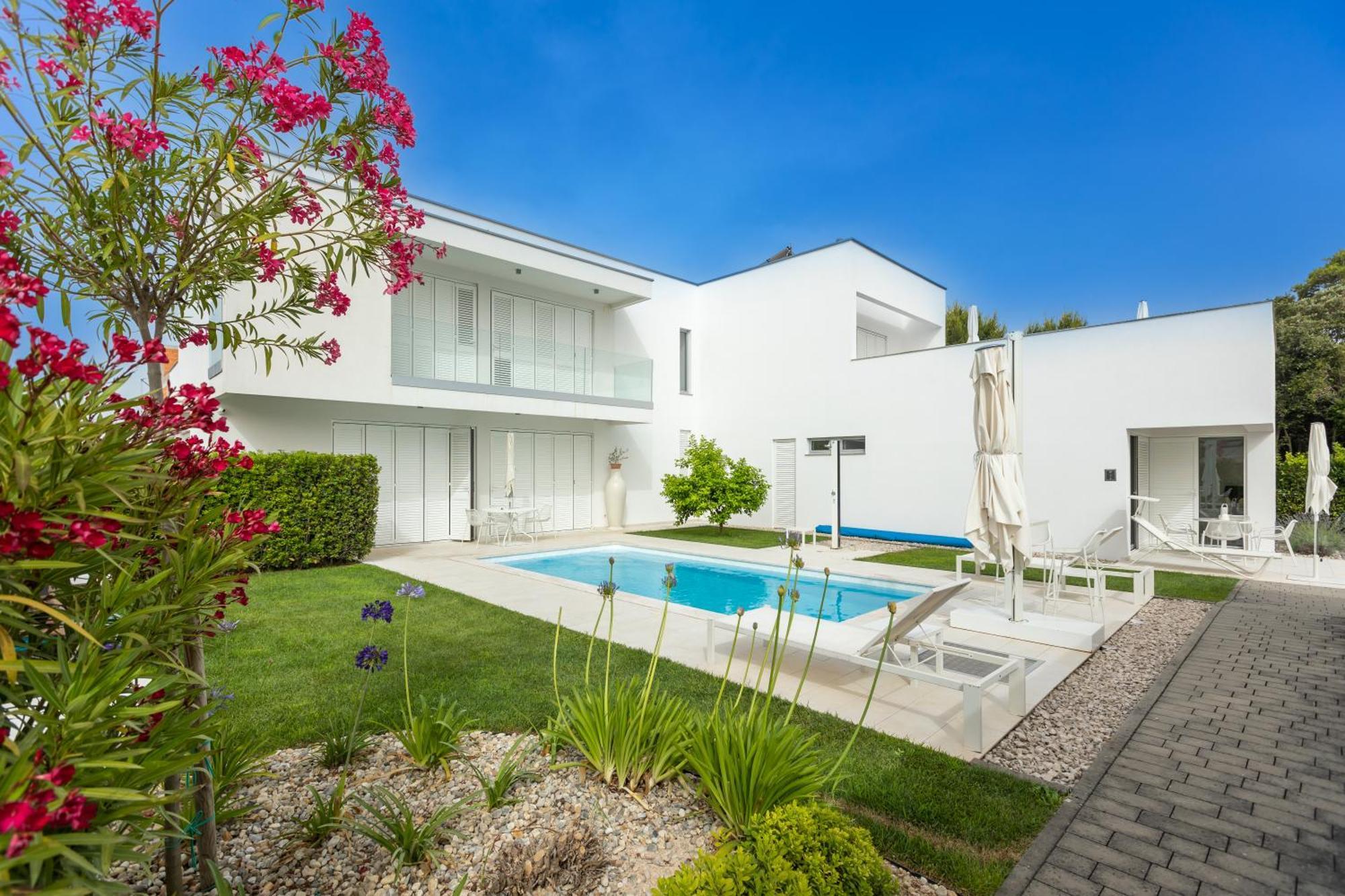 Residence 25 بيتريتْشاني المظهر الخارجي الصورة