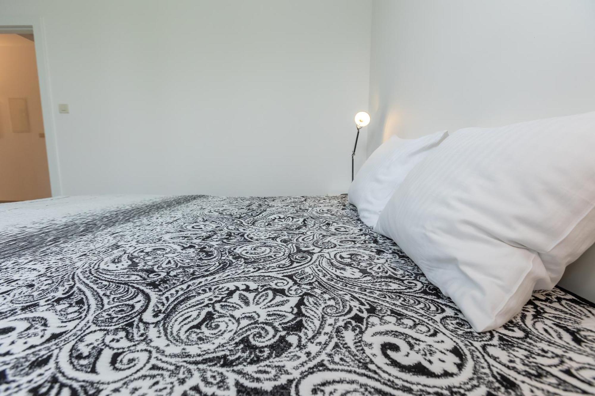 Residence 25 بيتريتْشاني المظهر الخارجي الصورة